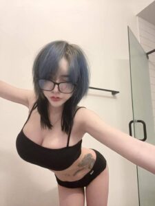 อากี้ แซ่บ